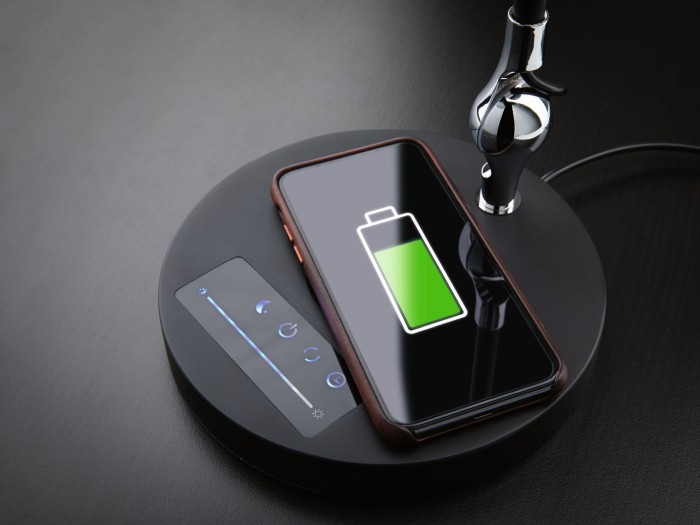 Lampă de birou Numis LED 11W, negru, încărcare wireless pentru telefon mobil, flux luminos și temperatură de culoare variabile [15]