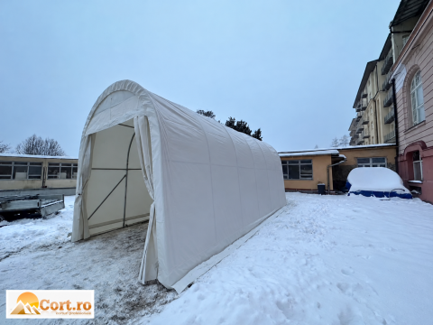 Cort 4 x 9 m – garaj pentru vehicule și utilaje mici [3]