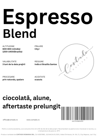 Cafea proaspat prajita - Un espresso începe cu o combinație de arome, care se îmbină armonios  pentru a reda în cească un gust echilibrat, corp mediu- plin, aciditate scazută și o senzație catifelată. Vei regăsi nuanțe de ciocolată și alune care iți lasă un aftertaste prelungit. 