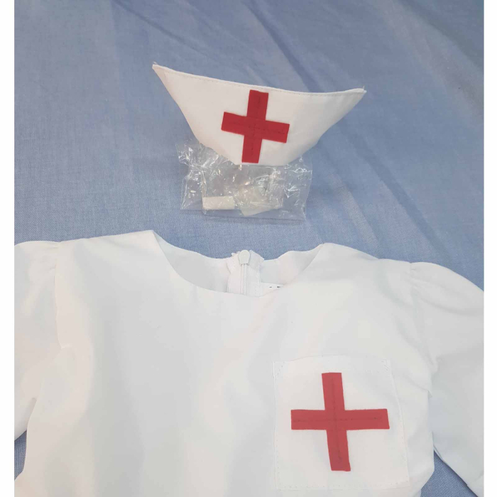 Rochita doctorita cu boneta [2]