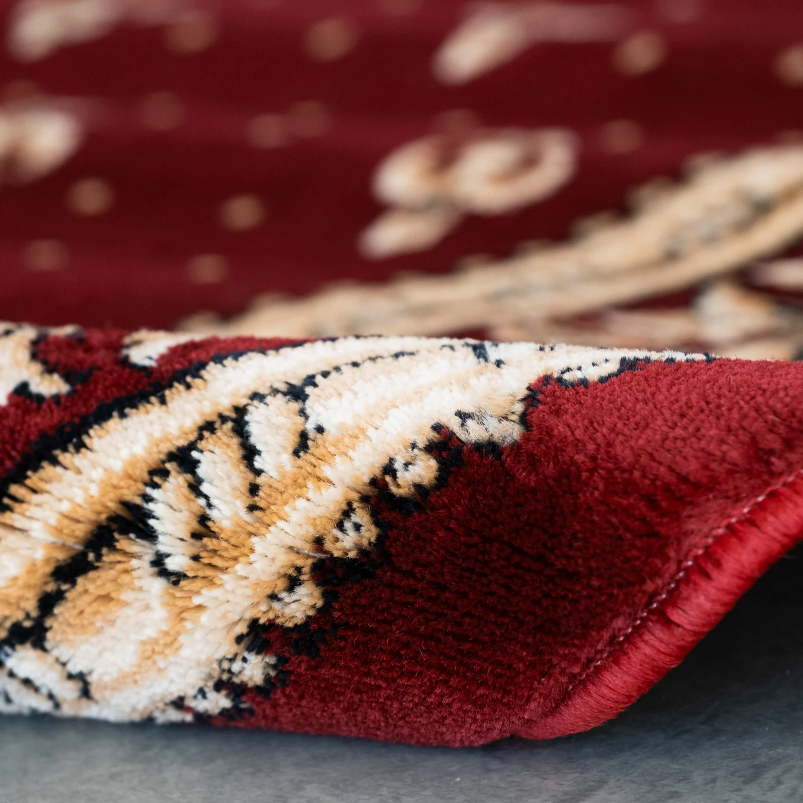 Covor Model Bisericesc Lotos 15066-210, Grena, Rosu, Inaltime Fir 9 mm, Antialergic, Polipropilena, Manastire, Biserica, Altar, Naos, Pronaos, Capela, Chilie, Hol, Birou [4]