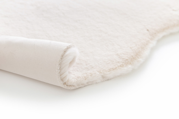 Covor Premium Belgian Model LOP 050 Shapes, Imitatie Blana Iepure, Crem, Marime 50 x 80 cm, Lungime Fir 23 mm, Poliester, Antialergic, Living, Dormitor, Sufragerie, Birou [4]