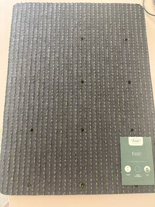 Gazon Artificial FUSE 25 Premium BELGIAN, Lungime Fir 25 mm, Verde, Imitatie Perfecta Gazon Natural, Antialergic, Polipropilena, Curte, Terasa, Balcon, Piscina, Loc de Joaca, Gradinita [4]