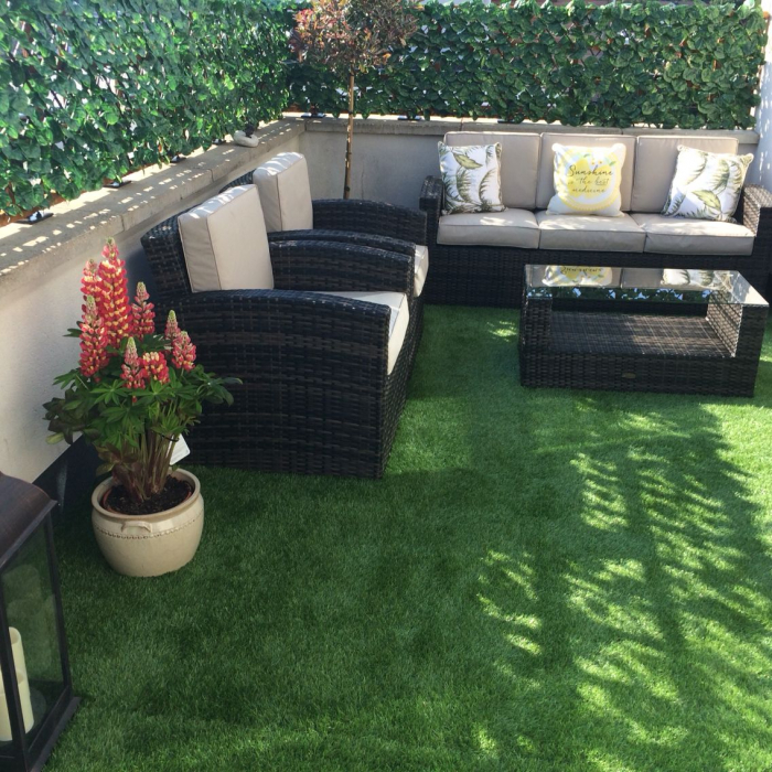 Gazon Artificial OASIS 30 Premium BELGIAN, Lungime Fir 30 mm, Verde, Imitatie Perfecta Gazon Natural, Antialergic, Polipropilena, Curte, Terasa, Balcon, Piscina, Loc de Joaca, Gradinita [14]