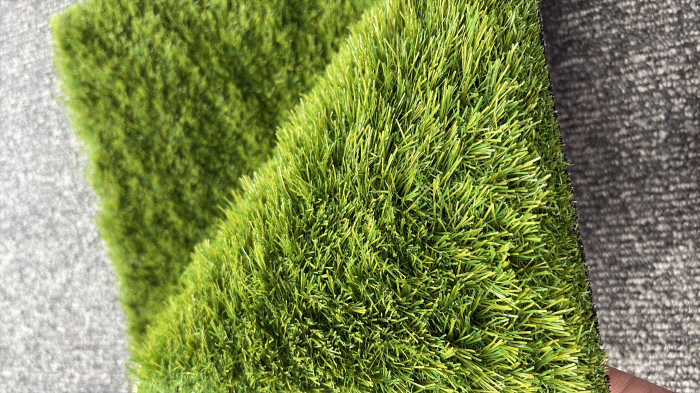 Gazon artificial Crown 38mm 3 nuante verde fire drepte carliontate rezistent UV [21]