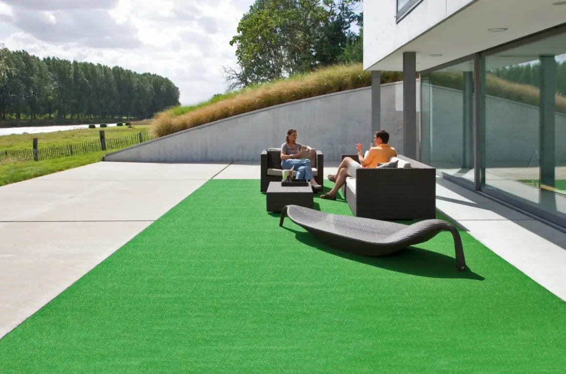 Mocheta tip Gazon Artificial Basic, Lungime Fir 7 mm, Verde, Antialergic, Polipropilena, Curte, Terasa, Balcon, Piscina, Loc de Joaca, Gradinita, Cresa [3]