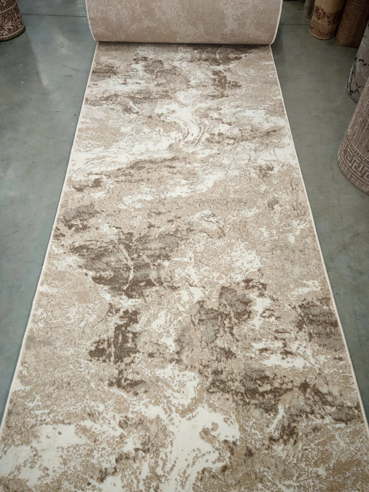 Traversa Model ITEA 42016-102, Ivory, Crem si Maro, Inaltime Fir 10 mm, Abstract Modern, Polipropilena Frieze [6]