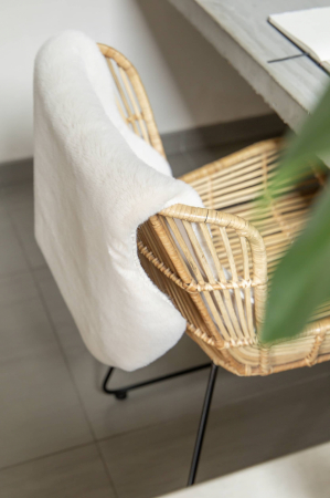 Covor Premium Belgian Model LOP 050 Shapes, Imitatie Blana Iepure, Crem, Marime 50 x 80 cm, Lungime Fir 23 mm, Poliester, Antialergic, Living, Dormitor, Sufragerie, Birou [10]