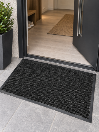 Intrare - Covoraș de Intrare Antiderapant Maxima, Negru, Mărime 45 × 75 cm, Poliester și Polipropilenă, Bază TPE, Grosime Totală 4 mm