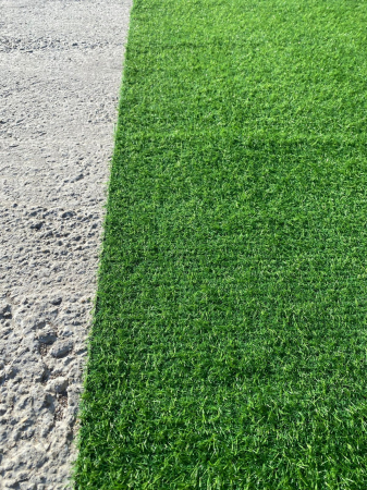 Gazon Artificial, Lungime Fir 15 mm, Verde, Imitatie Gazon Natural, Antialergic, Polipropilena, Curte, Terasa, Balcon, Piscina, Loc de Joaca, Gradinita [1]