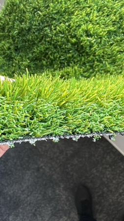 Gazon artificial Crown 38mm 3 nuante verde fire drepte carliontate rezistent UV [1]