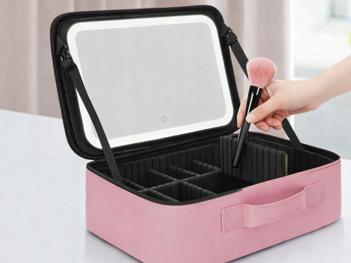 Geanta textila de voiaj pentru cosmetice, Tecos, dimensiuni 26x23x11 cm, oglinda pentru make-up iluminata cu tehnologie LED, fermoar dublu, multiple compartimente, negru [15]