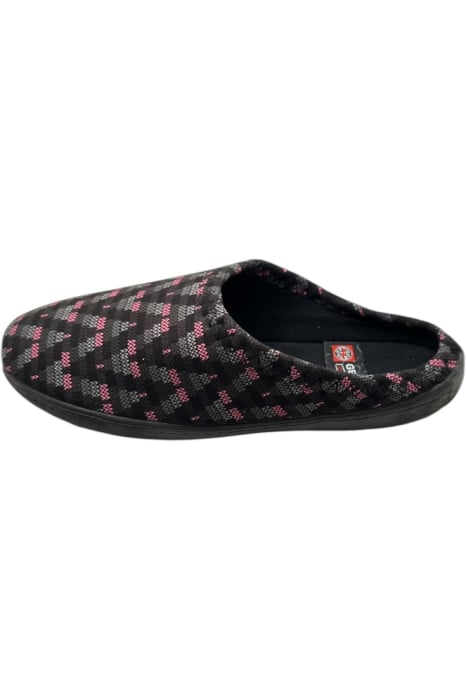 papuci-dama-negru-model-geometric-comozi-caldurosi-37-40 [2]