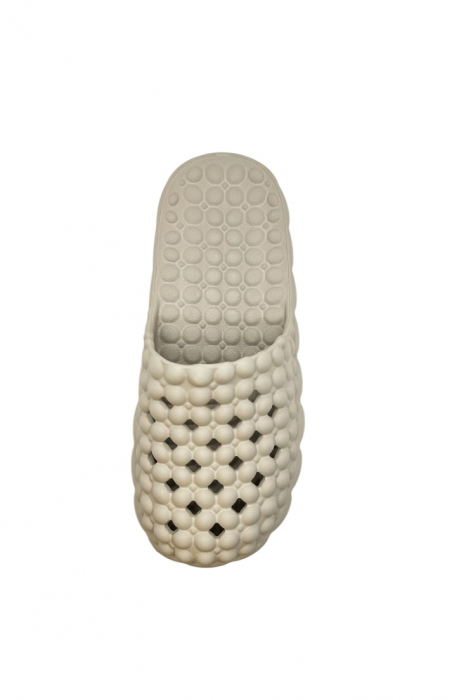„Papuci alveolari de dama – Design tip ‘bubble’ pentru masaj și confort” [5]