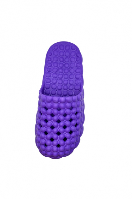 „Papuci alveolari de dama – Design tip ‘bubble’ pentru masaj și confort” [3]