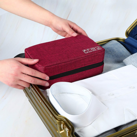 Geanta textila de voiaj pentru articole cosmetice, Tecos, 3 compartimente, dimensiuni 24* 13* 7.5 centimetri, cu agățătoare, roșu [3]