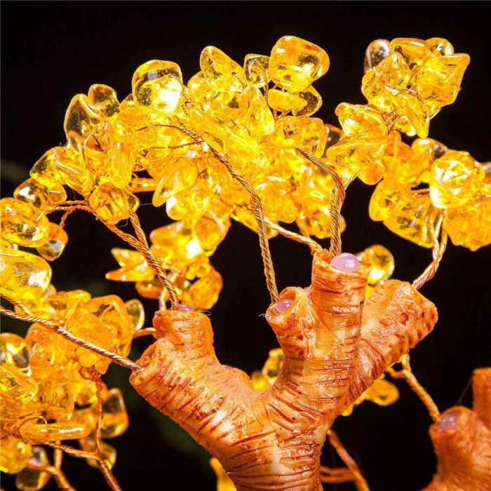 Bonsai cu cristale naturale citrin, supranumit "copacul banilor" - Copacelul cu inaltimea de 25 cm reprezinta cadoul perfect pentru prosperitate, succes, energie pozitiva [4]