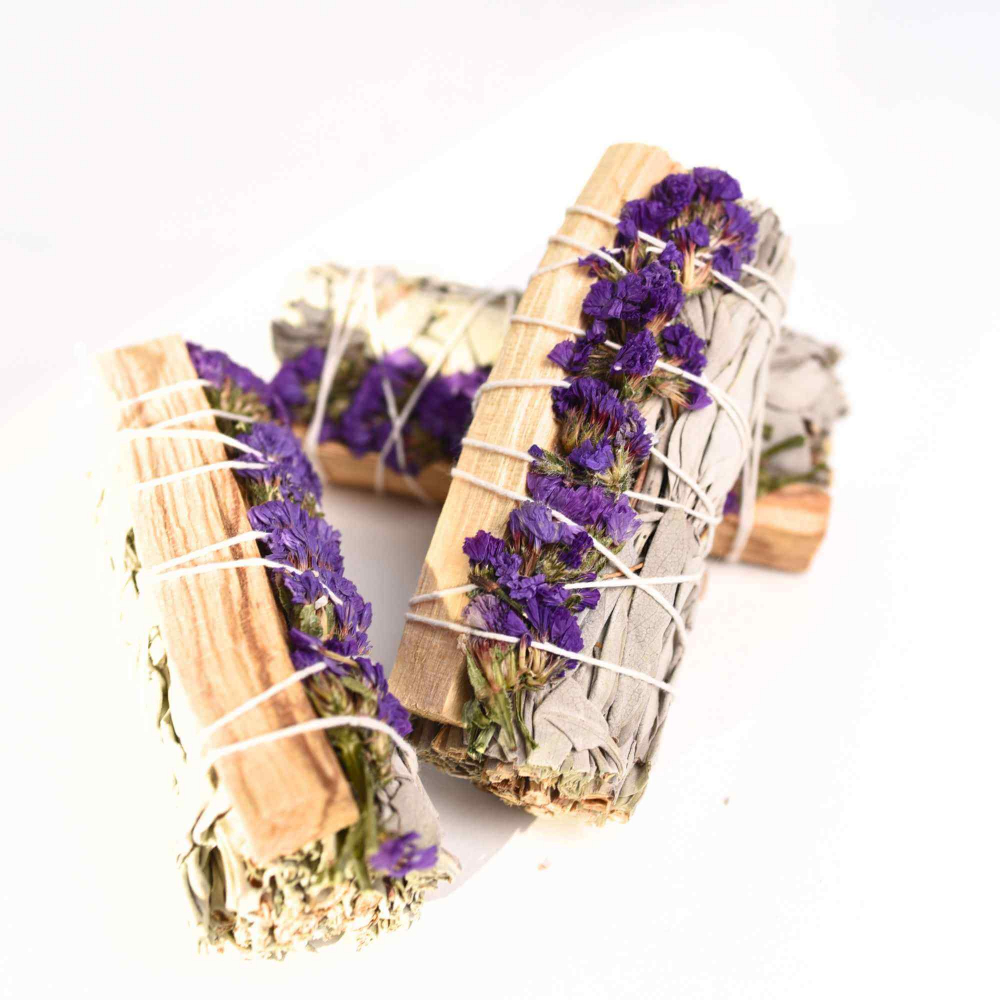 Buchet Salvie Alba California, Palo Santo si Garofite Mov/ Sinuata – Energie Pozitiva si Eleganta [2]