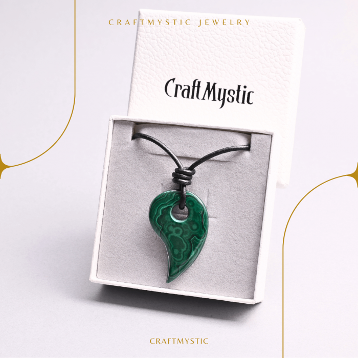 Colier cu Lant din Piele Ajustabil si Pandantiv 45mm in Forma de Virgula din Malachit Natural [7]