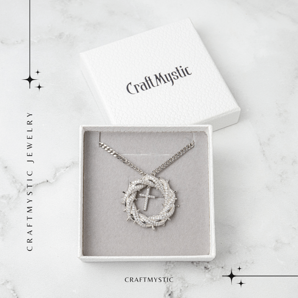 Protectie si Credinta – Colier Cruce cu Zirconiu si Coroana Circulara, Placat Argintiu [7]