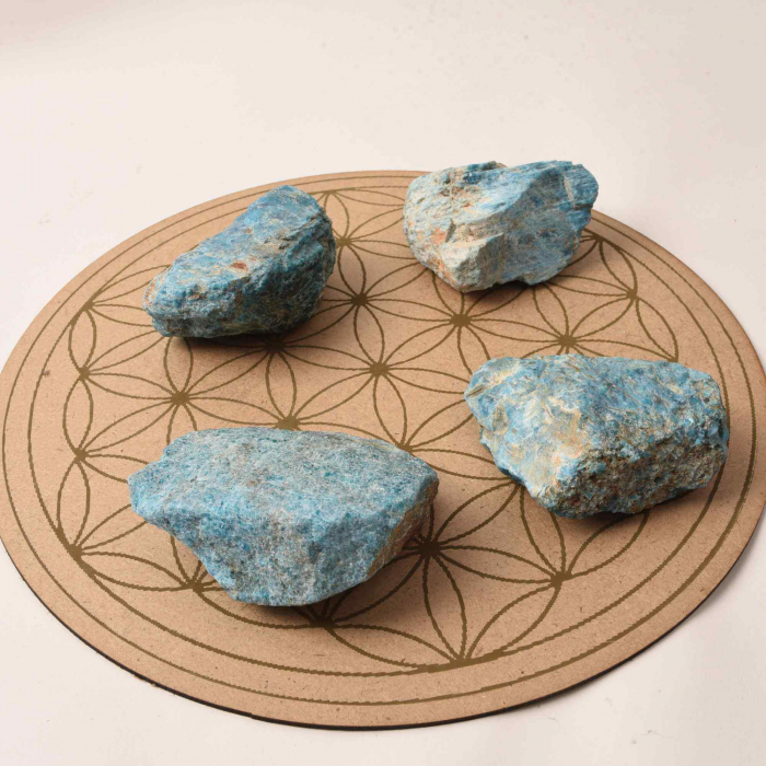 Piatra Bruta Naturala din Apatit Albastru - Diferite Dimensiuni [4]