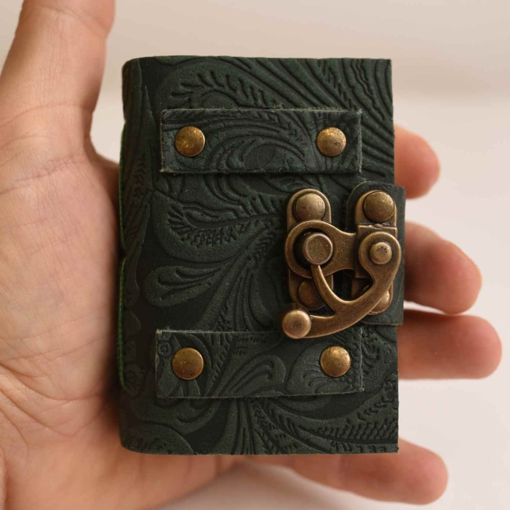 Mini Jurnal vintage din piele cu incuietoarea de epoca  – Intimitate si stil retro [2]