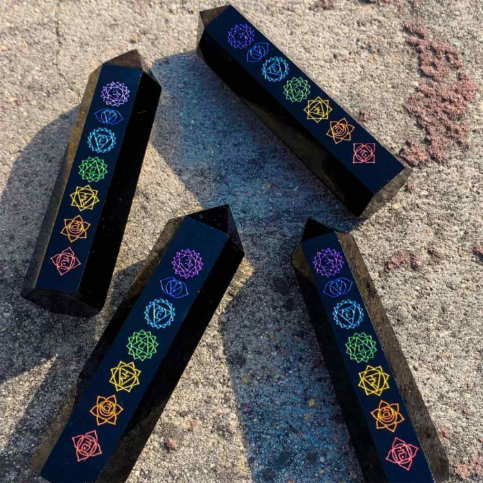 Turn de cristal din Obsidian Negru 9-10 cm cu cele 7 Chakre - Baghetă hexagonală pentru vindecare, reiki și decor pentru casă și birou [6]