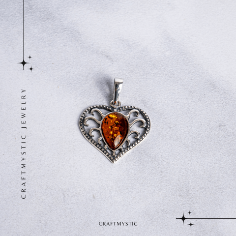 Colier inimioara cu chihlimbar si montura argint 925 – Protectie, caldura si echilibru emotional [7]