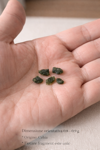 Moldavit natural brut din Cehia 1.1-1.2 grame – Piatra transformarii si protectiei spirituale [2]