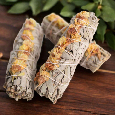 Buchet Salvie Alba California cu Garofite Galbene/Sinuata - Energie Pozitiva si Claritate [5]