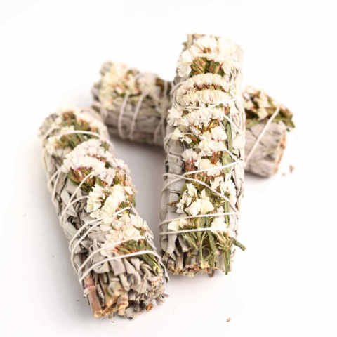 Buchet Salvie Alba California cu Flori Albe de Garofite / Sinuata– Purificare si Armonie [1]