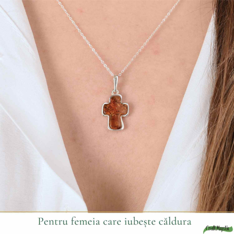 Colier argint 925 cu cruce mica si chihlimbar natural – Protectie si energie solara [1]