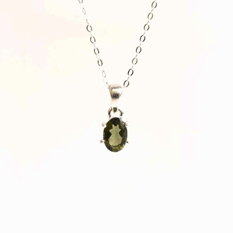 Incredere si Curaj - Colier argint 925 cu Moldavit natural fatetat Oval – Claritate interioara si constiinta superioara