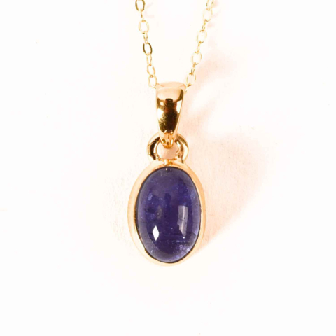 Pesti - Colier Argint 925 placat cu Aur 18K si Tanzanit Oval – Echilibru si Claritate Spirituala