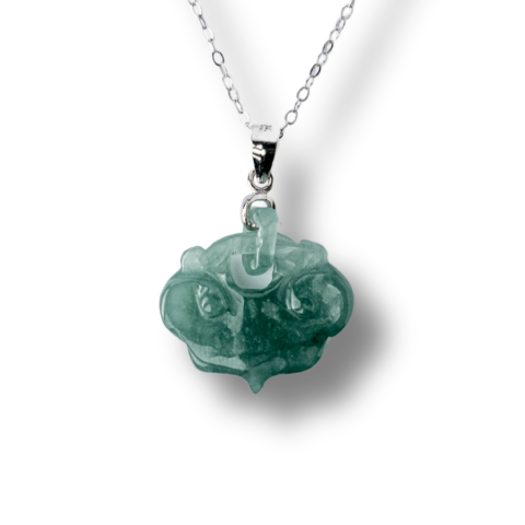 Claritate Mentala si Focus - Colier Argint 925 cu Jad Albastru Sculptat Pixiu – Protectie, Echilibru si Prosperitate Interioara