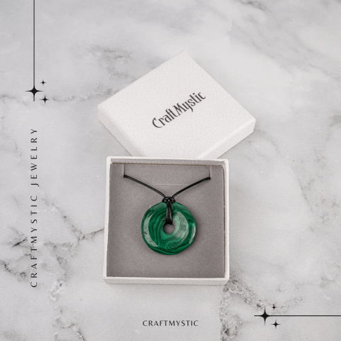 Colier Malachit Natural Pi pe Snur Reglabil – Transformare, Protectie si Echilibru Interior [6]