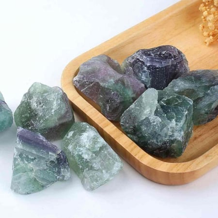 Cristal Brut Natural de Fluorit Multicolor - Cadou Energetizant Unic, Ideal pentru Meditatie si Echilibrare Energetica, Dimensiuni 5-7 cm [6]