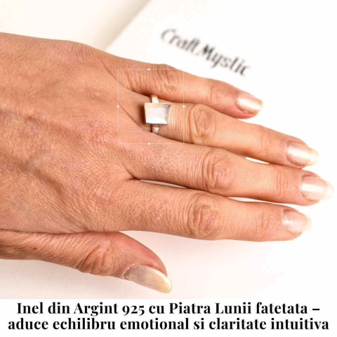 Inel Argint 925 cu Piatra Lunii Fatetata Patrata – Echilibru Emotional si Lumina Interioara [1]