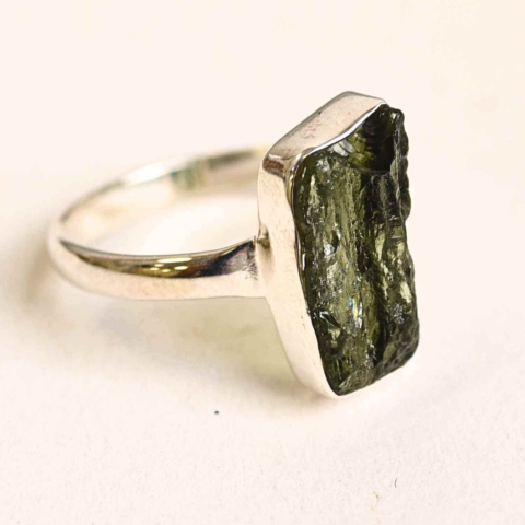 Scorpion - Inel argint 925 cu Moldavit natural brut – Bijuterie rara, energie cosmica