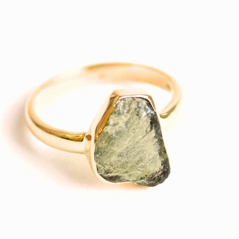 Inel cu Moldavit Natural placat cu Aur  de 18K – Puterea Schimbării si Evolutiei Interioare, 3.11 gr [0]