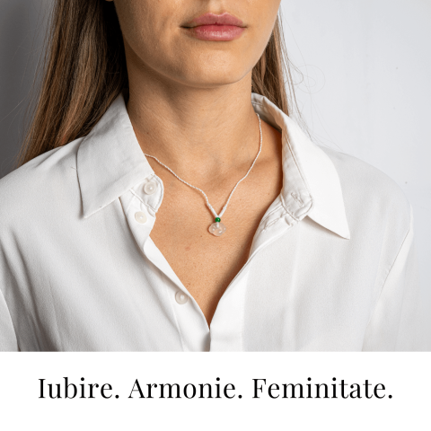 Protectie si Liniste Interioara – Colier Lacat al Pacii din Calcedonie Alba Naturala [1]