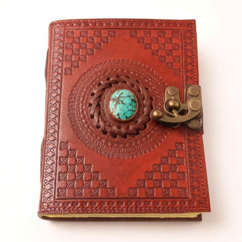 Instrumente și Accesorii Spirituale - Calatoria Interioara – Jurnal din Piele Naturala cu Piatra Decorativa si Hartie de Bumbac Galbena