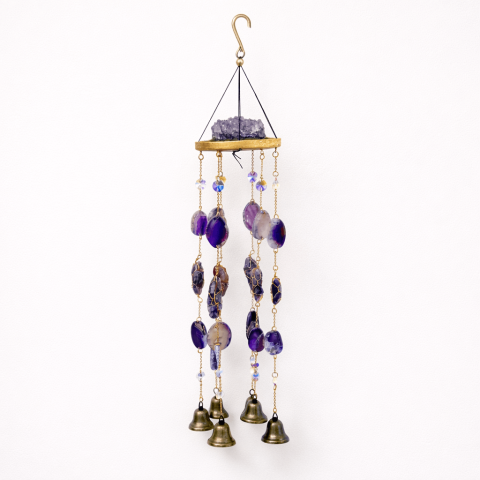 Ornamente de Agățat din Cristale - Ornament decorativ cu Ametist – un echilibru vizual care invita la liniste si reflectie