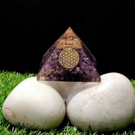 Piramida Orgonica cu cristal Ametist si simbolul floarea vietii 8 cm – Pentru energie, vindecarea reiki, echilibrarea chakrelor [3]