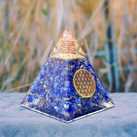 Piramida Orgonica cu cristale Lapis Lazuli si simbolul floarea vietii 8 cm – pentru intelepciune, armonie, onestitate si constientizare de sine [6]