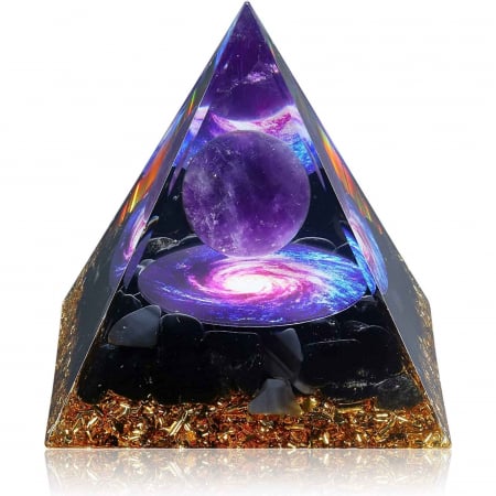 Piramide cristale semipretioase - Piramida Orgonica cu cristale vindecatoare de Ametist, Obsidian, foita de aur, rasina naturala si sfera din cristal ametist 8 cm – pentru energie pozitiva si reducerea stresulu.