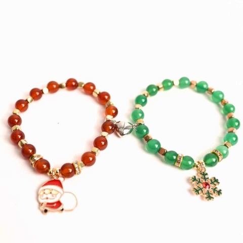 Anti deochi - Set bratari cuplu Agat rosu, verde cu accesoriu Mos Craciun si fulg de nea - iubire si protectie
