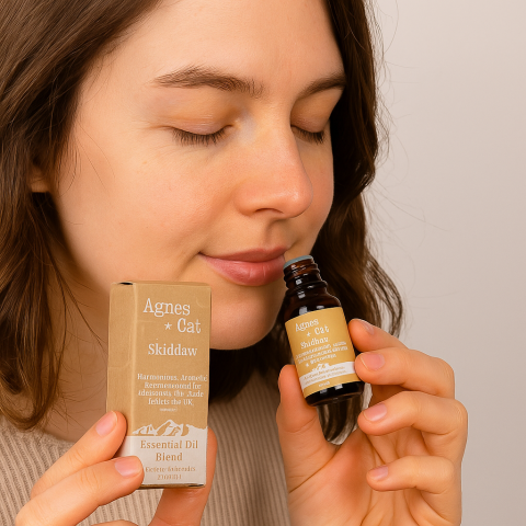 Ulei Esential – Skiddaw Box – portocala, lavanda si molid – Agnes Cat (10 ml) [1]