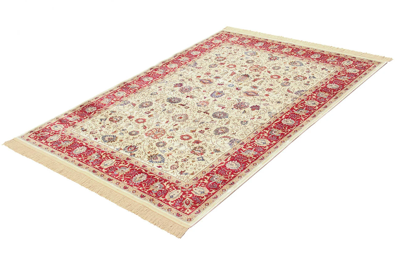 Viscoza și polipropilena – texturi esențiale în compoziția covoarelor de design