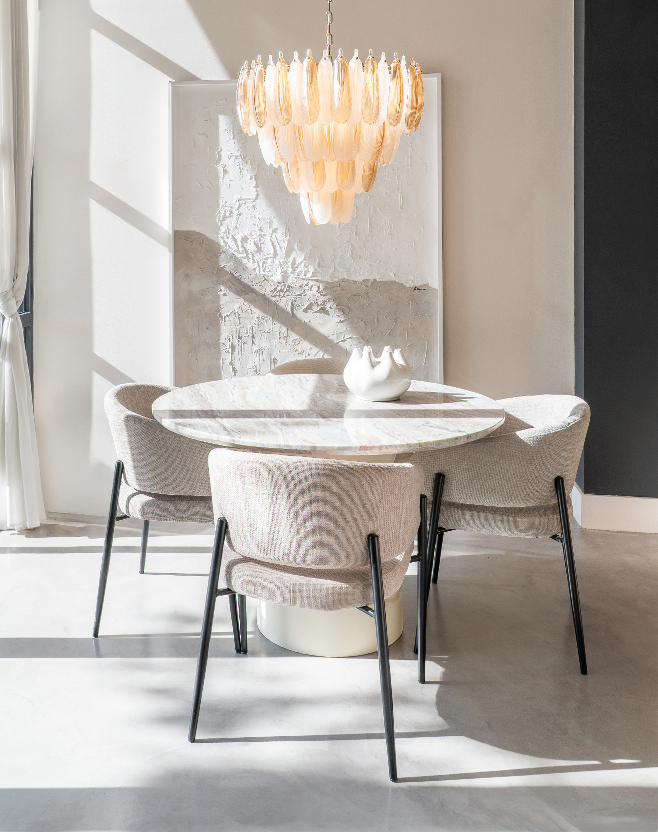 Tendințe în Design Interior 2026: Stiluri, Culori și Inspirație pentru Casa Ta